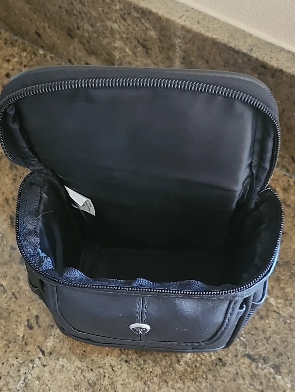 Icon C Black Faux Leather Camera Case With Detach Strap Pockets Zips
